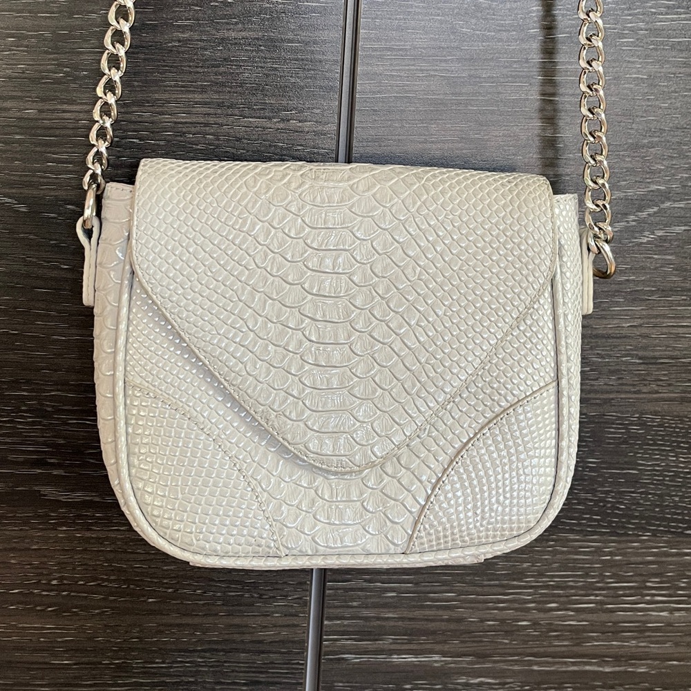 Ivory Textured Crossbody Bag with Chain Strap